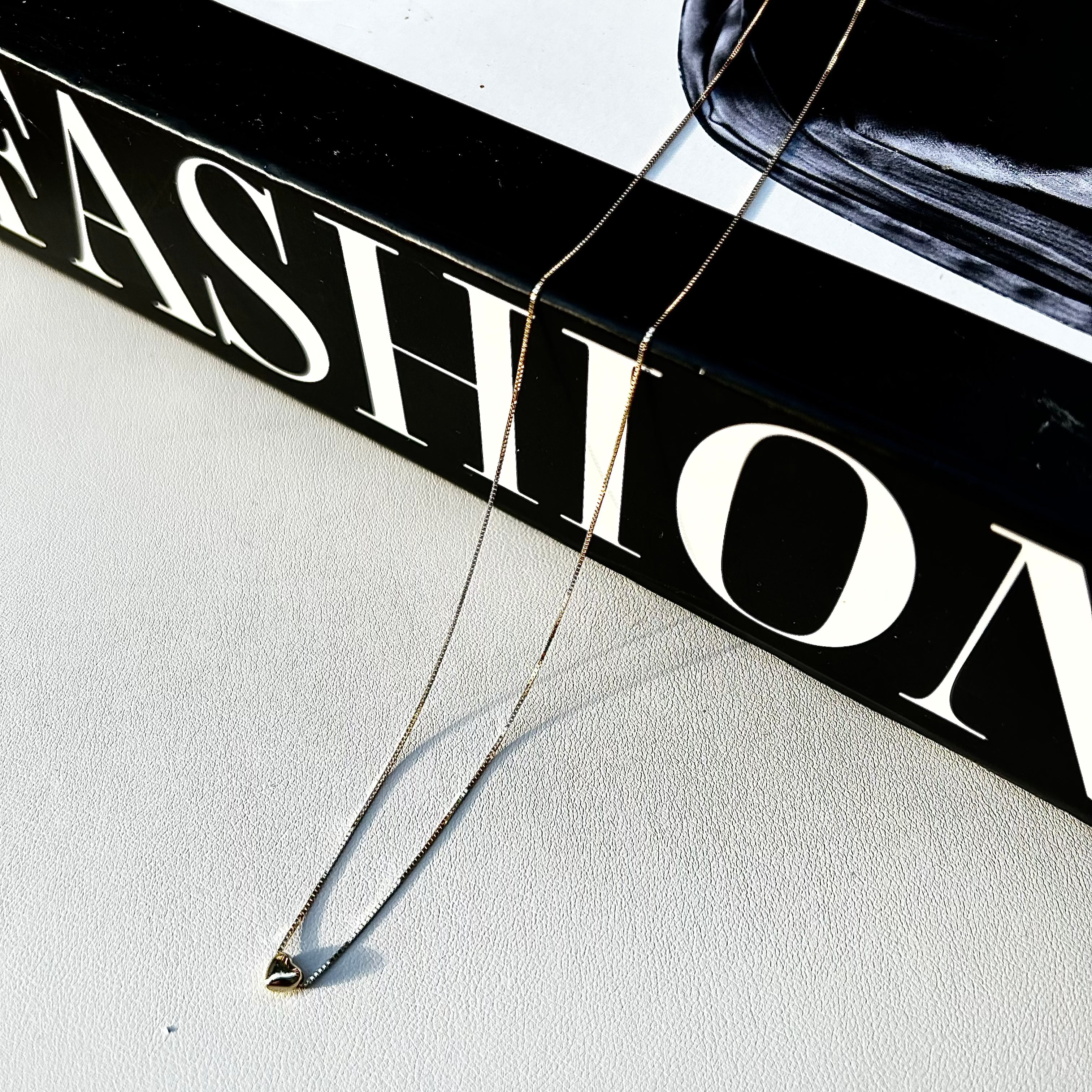 AMORE | Náhrdelník zo 14K zlata so srdiečkovým príveskom 2