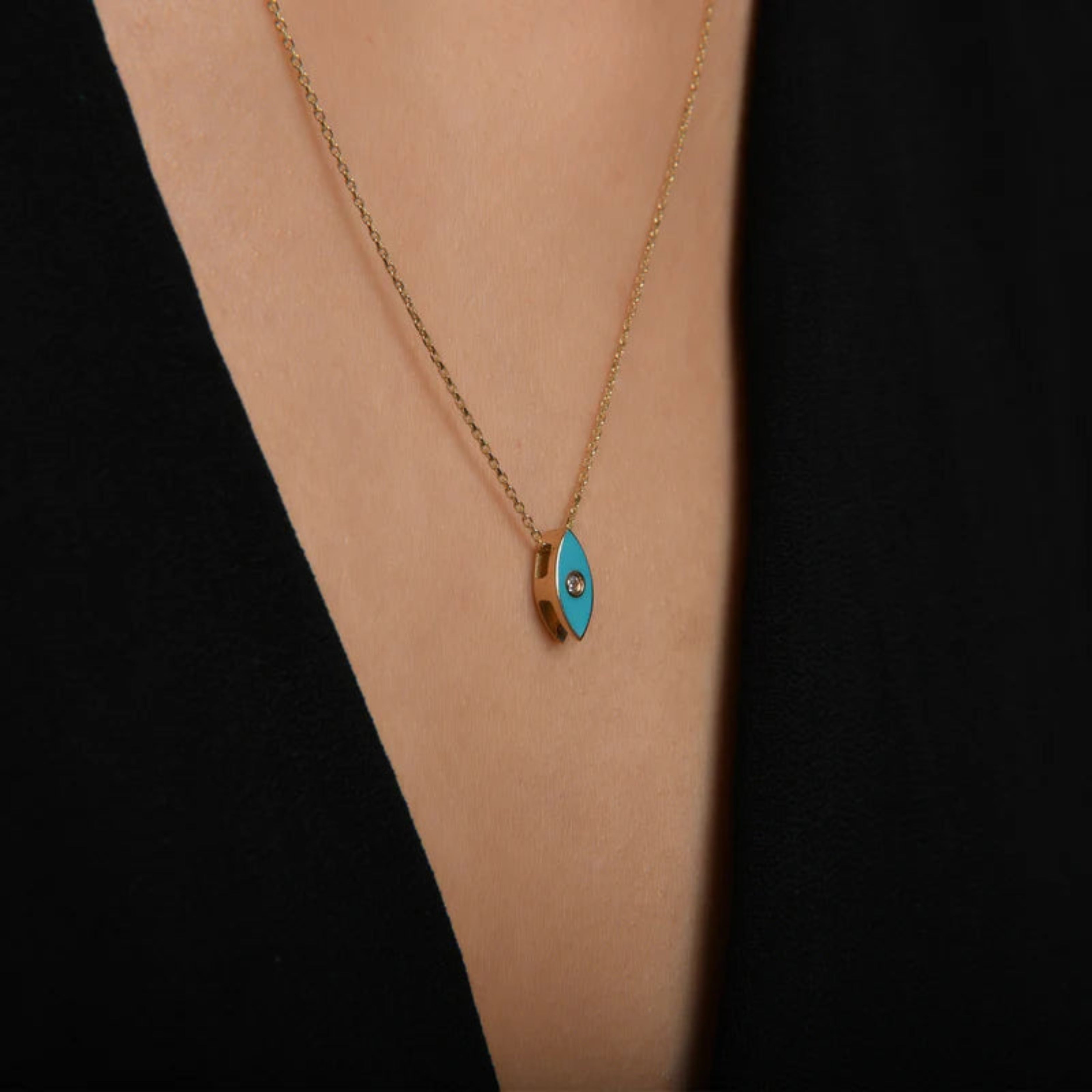 SERENA | Zlatý náhrdelník s očkom a enamelovou úpravou zo zlata