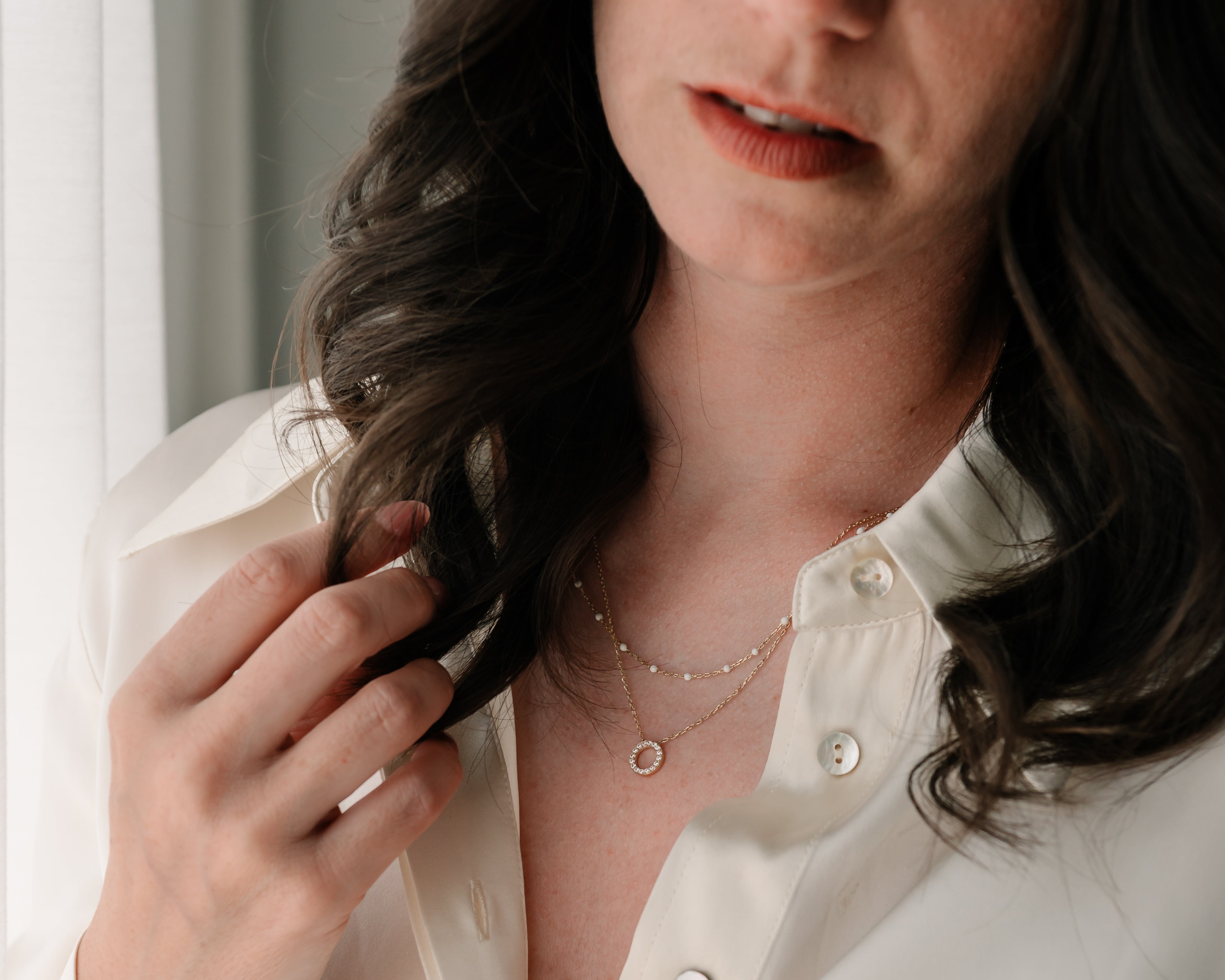 Zlaté náhrdelníky CREYO z 14karátového zlata pro ženy.